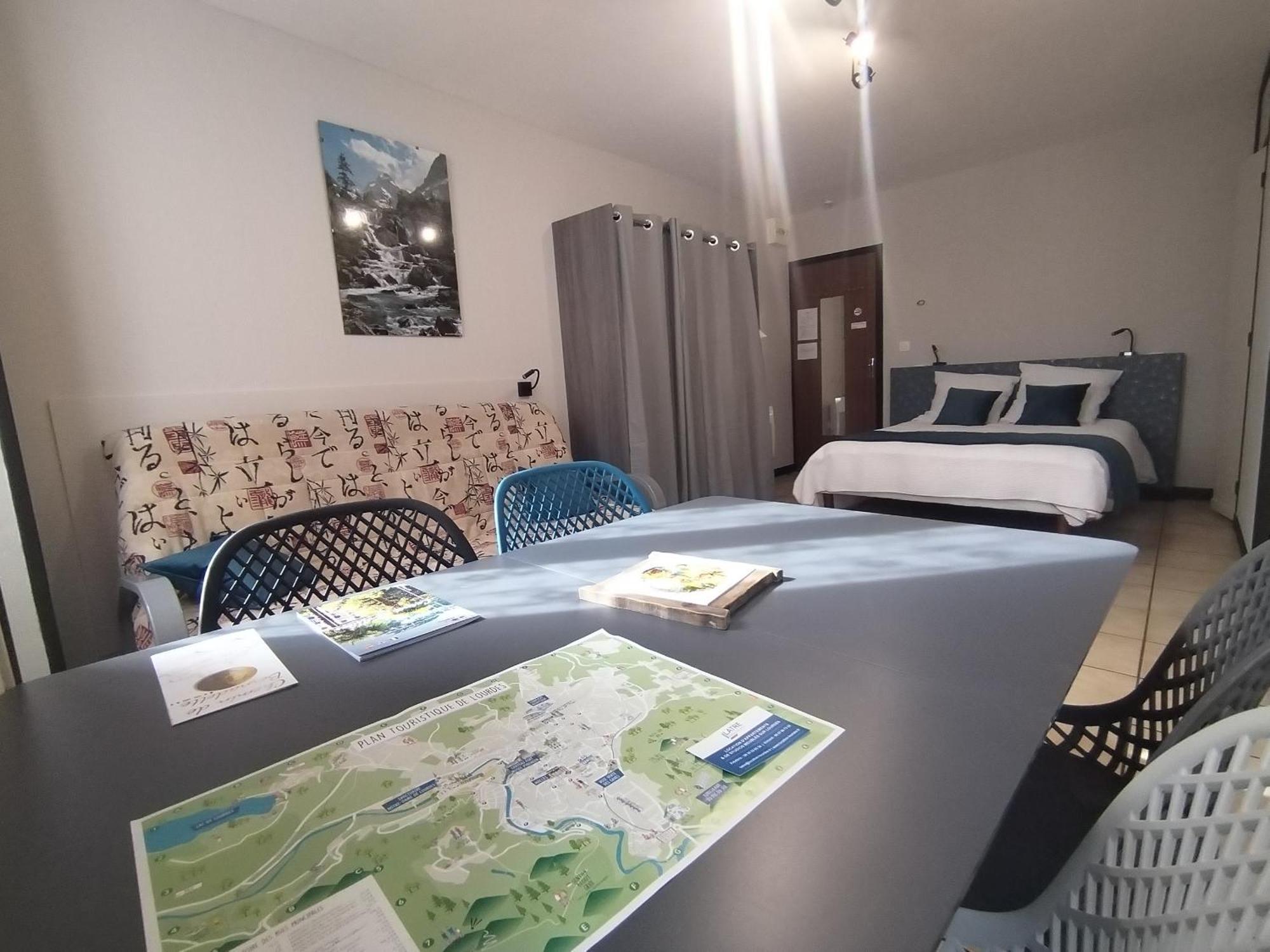 Latre Freres Location Lourdes
